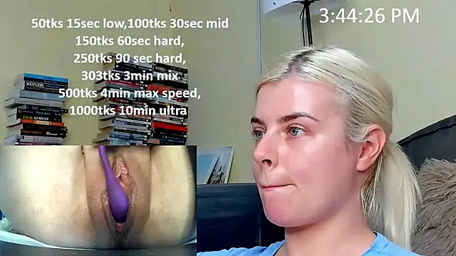 queenofthenighttt live sex cam