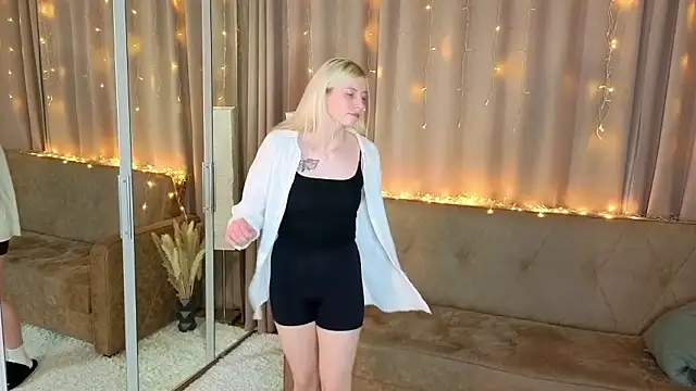 VellaKlaus's cam snapshot