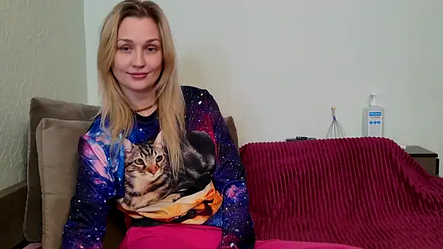 Hotty_Evochka's cam snapshot