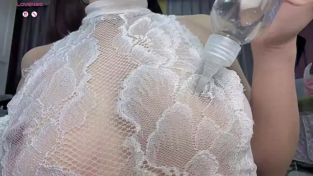 Yaya--728's cam snapshot