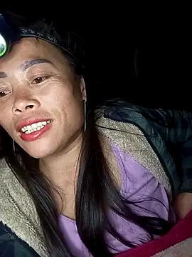 CoMay003's cam snapshot