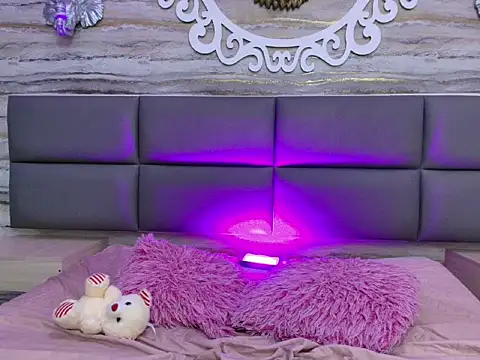 Little_Mayy's cam snapshot