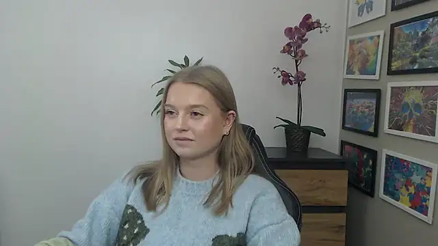 Mysteryerica's cam snapshot