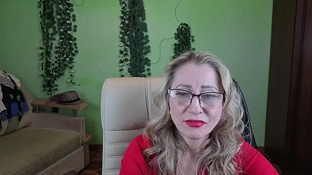 Habibi_Honeyy's cam snapshot