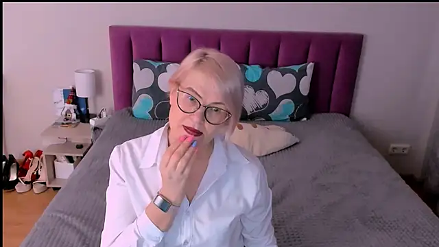 sabrinamacmarren's cam snapshot