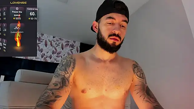 MarkWalker__'s cam snapshot