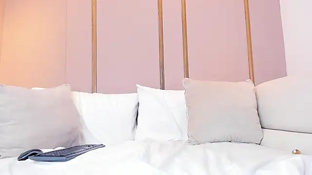 ZoeySnow's cam snapshot