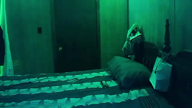 2damnfreaky's cam snapshot