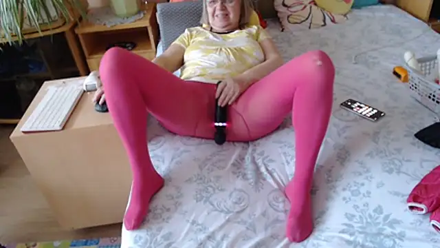 Dorina's cam snapshot