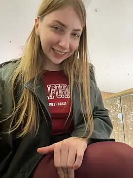 Sunny___Bunny's cam snapshot