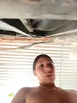 Rous-squir live sex cam