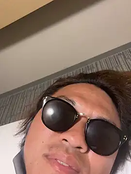 POMUPOMUPURIN2 live sex cam