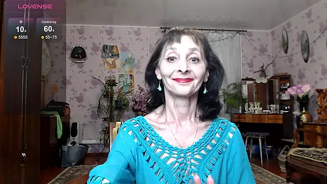 Angelina-Missteria live sex cam