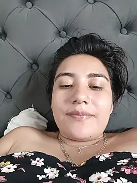 Hellen_Alex live sex cam