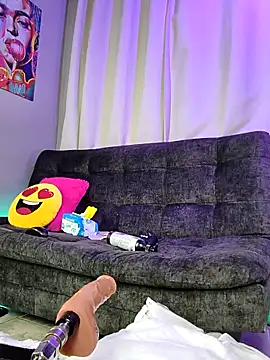 BonnieRitz live sex cam