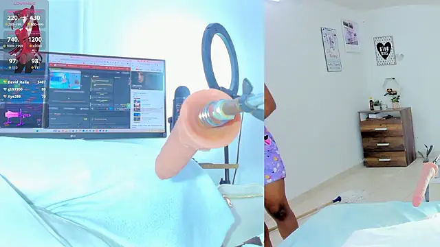 Rosy_Emely's cam snapshot