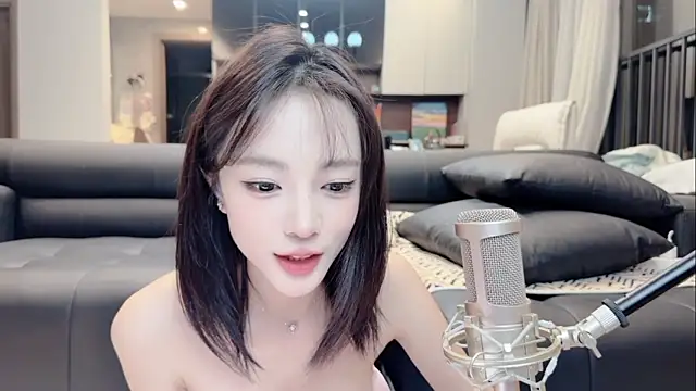 Butterbear's cam snapshot