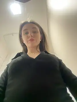 Ttixmila live sex cam