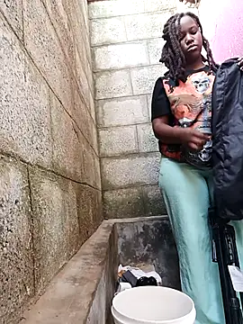 Bootyful_me's cam snapshot