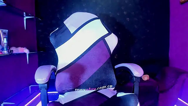 aleska-Ivanova's cam snapshot