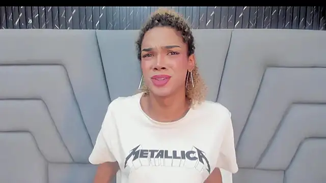 NaomiSteward live sex cam