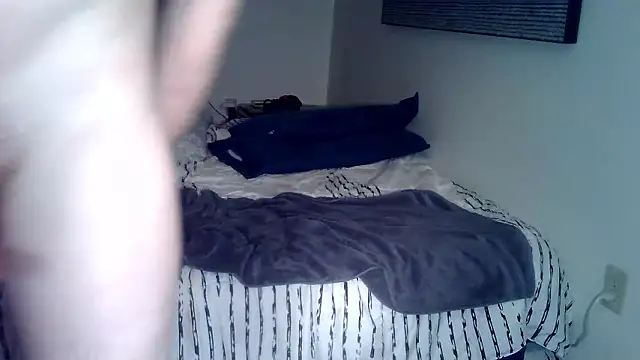 Redheadstud's cam snapshot