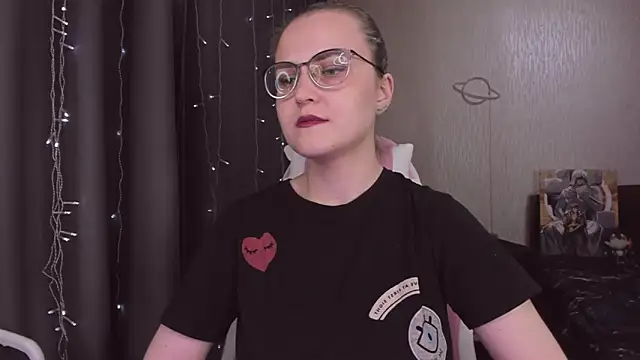 MissBrightShine's cam snapshot