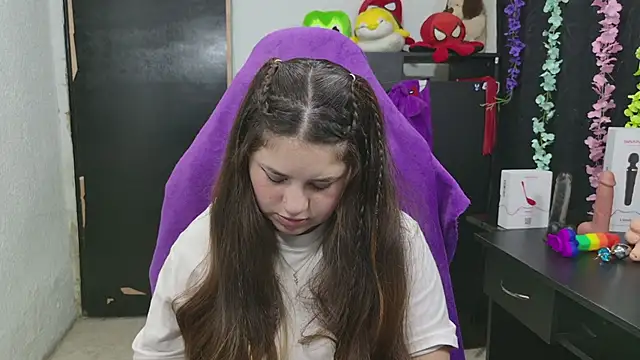 ann_bronw's cam snapshot