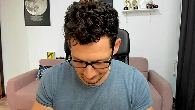 BrutusK08's cam snapshot