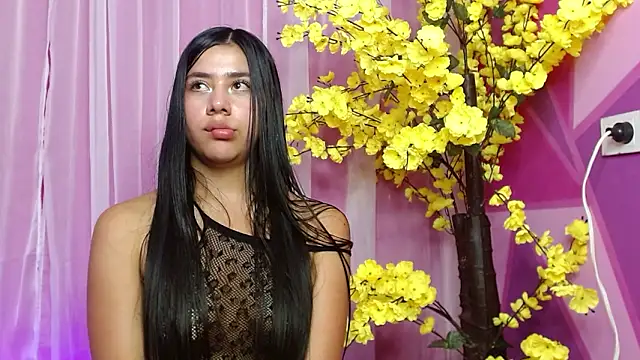 Lory_Bonny's cam snapshot