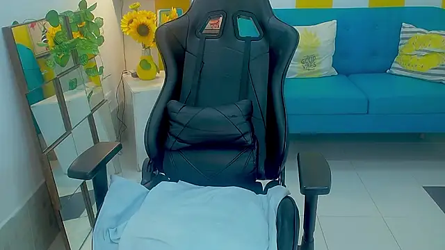 esmeralda_cuisman's cam snapshot