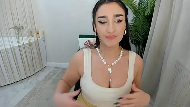 GoldenHeart_1's cam snapshot