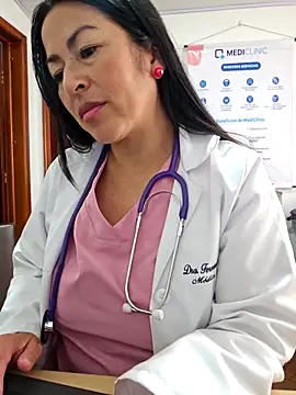 JustSamantha_'s cam snapshot