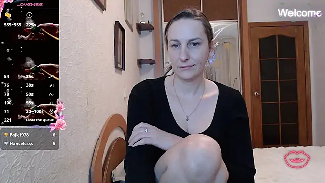 Yevgeshka-Milashka live sex cam