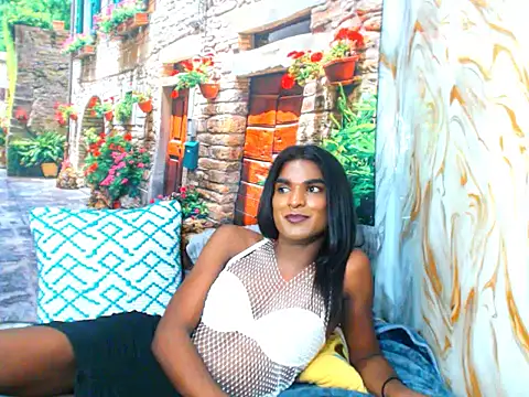 spicybarbie live sex cam