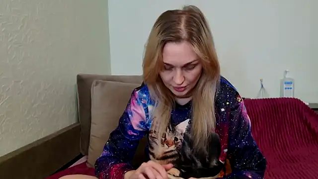 Hotty_Evochka's cam snapshot