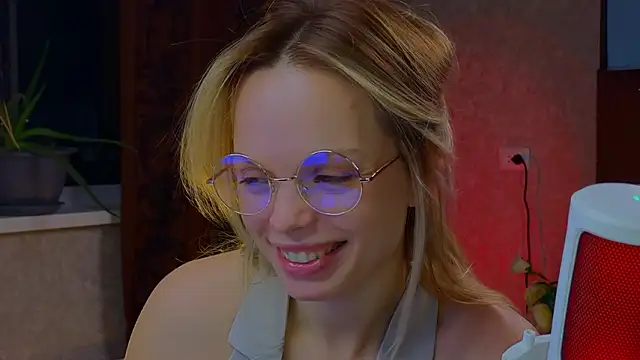 sinteas's cam snapshot