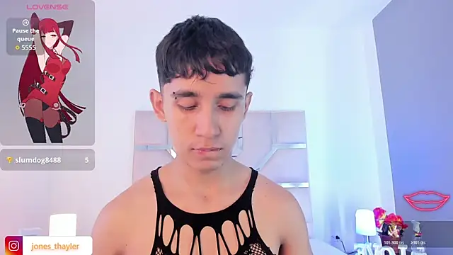 Thayler_jones live sex cam