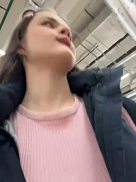 KittyQueeny live sex cam