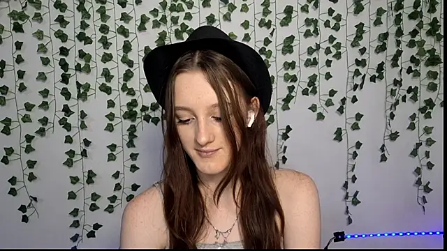 LisaBoddy's cam snapshot