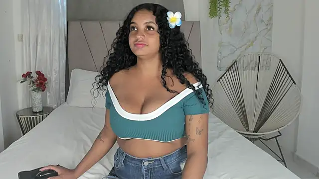 Ashley_Ebony__'s cam snapshot