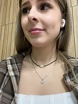 Lina_Away's cam snapshot