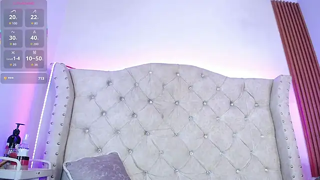 Charlotte_Jones__'s cam snapshot