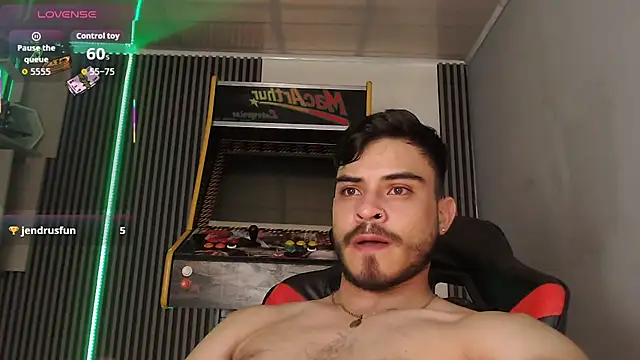 Bastian_MCcormick live sex cam