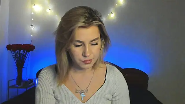 Roxi_Joy's cam snapshot