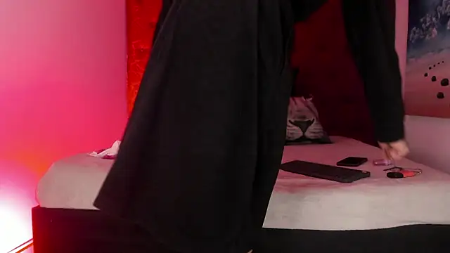 RoxaneBons's cam snapshot