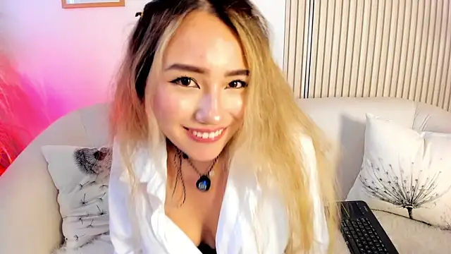 Isa_cortes_'s cam snapshot