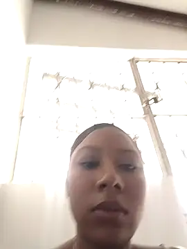 TalianaNewton's cam snapshot