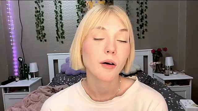 LlsabethHaze's cam snapshot