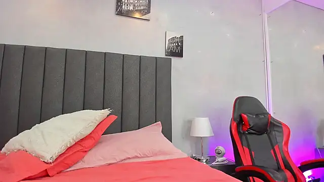 kendra_london's cam snapshot